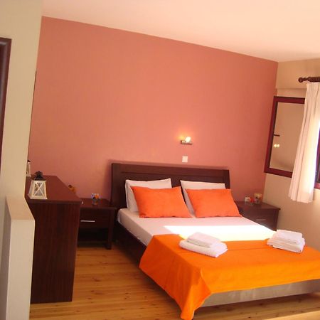 Mikros Gialos Apartments Exterior photo