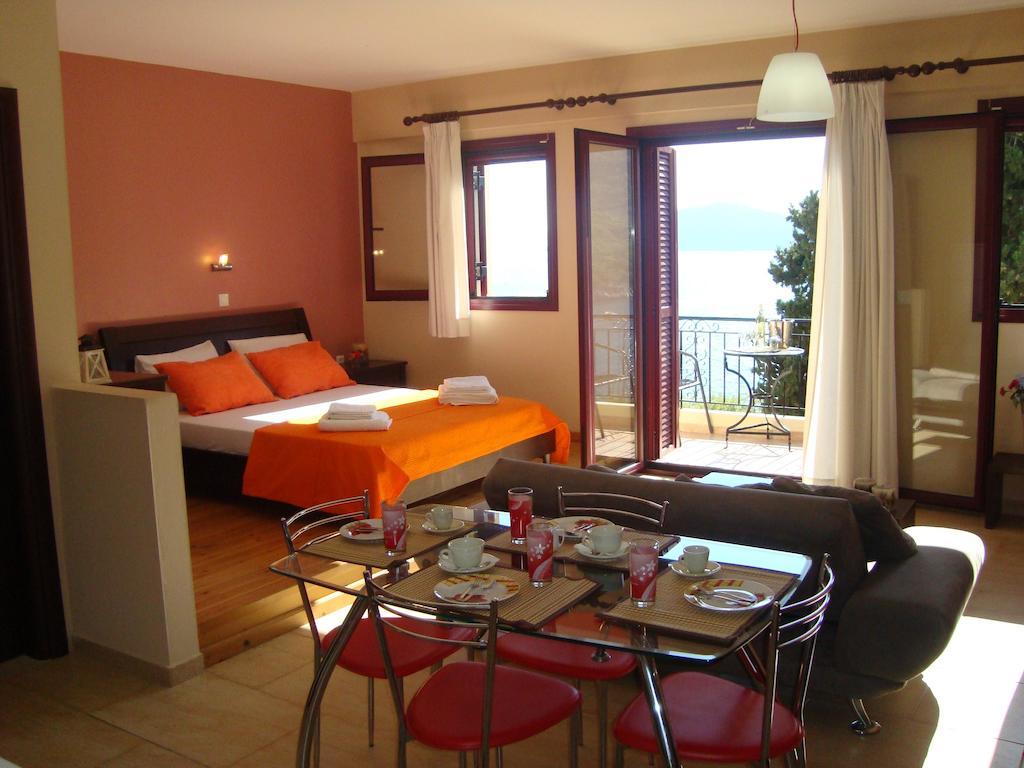 Mikros Gialos Apartments Room photo